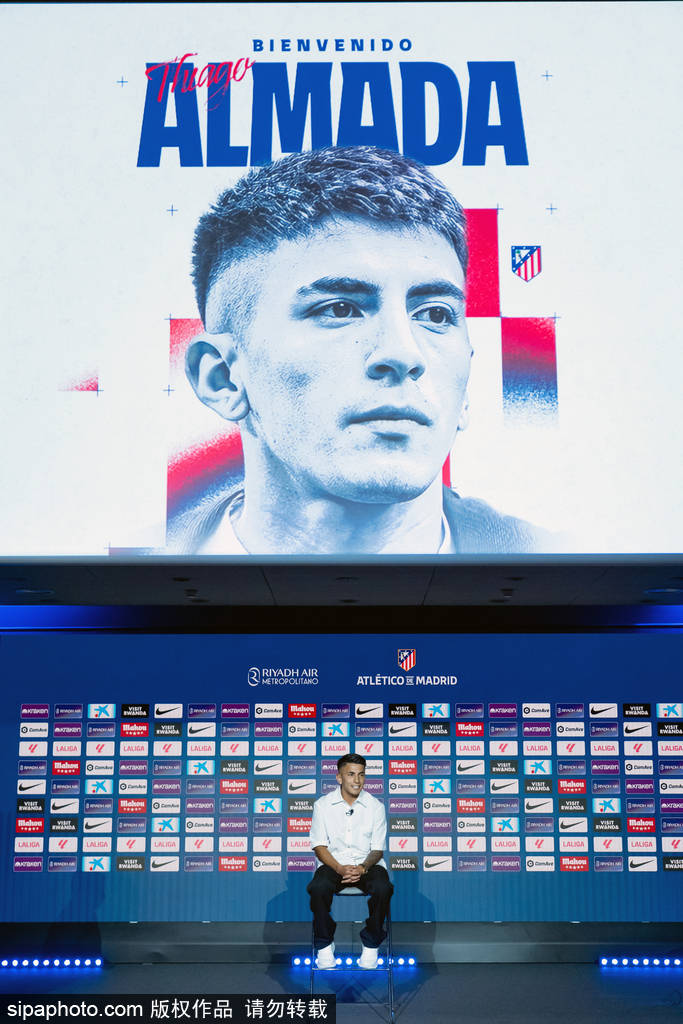 加纳乔怒发最后通牒：曼联要么放人，要么冷板凳伺候！